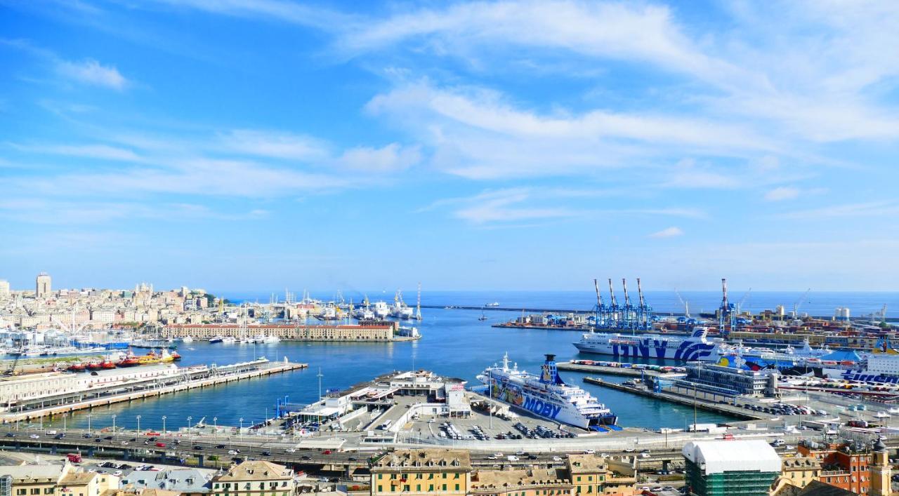 Апартаменты Attico Luxury Con Parcheggio E Terrazza Vista Mozzafiato Генуя Экстерьер фото