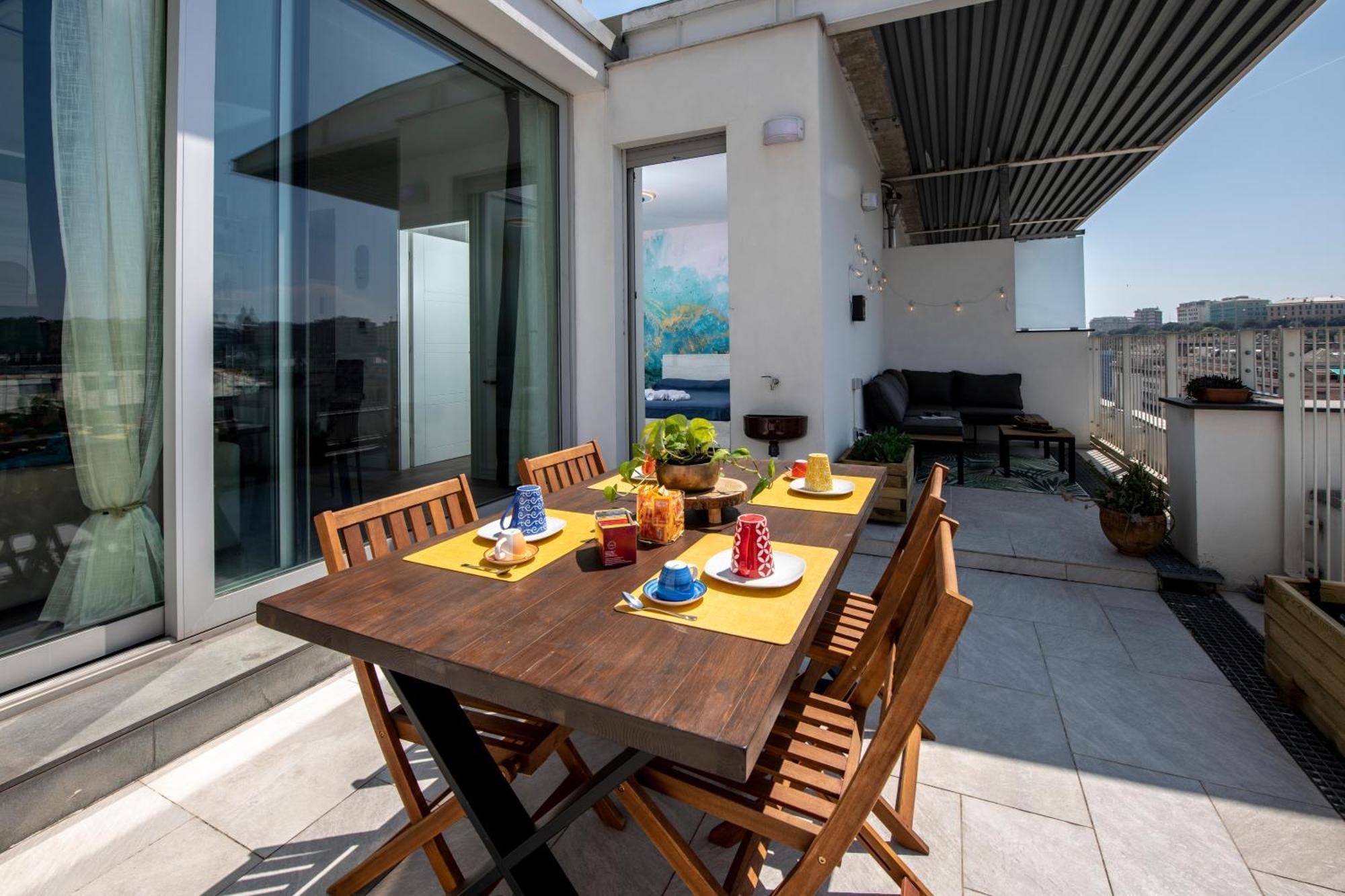 Апартаменты Attico Luxury Con Parcheggio E Terrazza Vista Mozzafiato Генуя Экстерьер фото