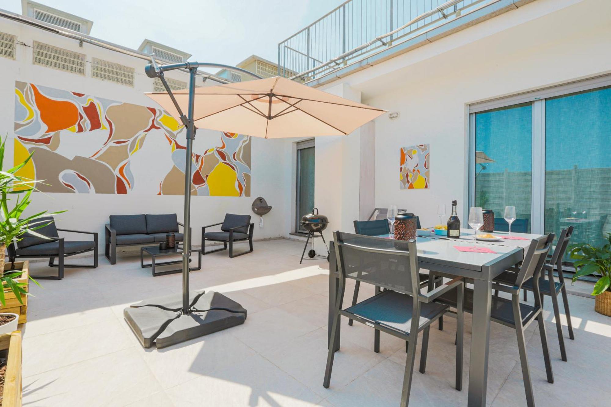 Апартаменты Attico Luxury Con Parcheggio E Terrazza Vista Mozzafiato Генуя Номер фото